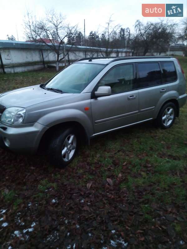 Nissan X-Trail 2003