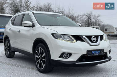 Позашляховик / Кросовер Nissan X-Trail 2017 в Рівному