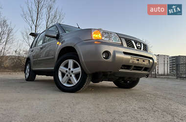 Позашляховик / Кросовер Nissan X-Trail 2004 в Львові