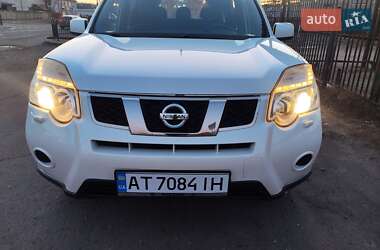 Внедорожник / Кроссовер Nissan X-Trail 2010 в Калуше