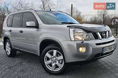 Внедорожник / Кроссовер Nissan X-Trail 2010 в Хмельницком