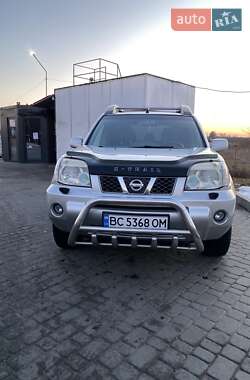 Внедорожник / Кроссовер Nissan X-Trail 2005 в Новояворовске