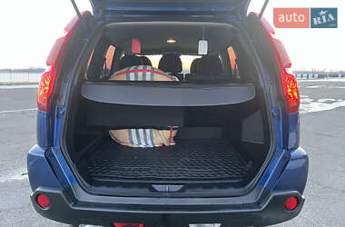Внедорожник / Кроссовер Nissan X-Trail 2009 в 