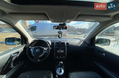 Позашляховик / Кросовер Nissan X-Trail 2009 в 
