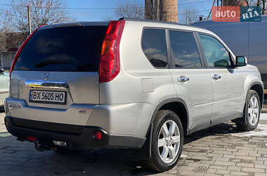 Позашляховик / Кросовер Nissan X-Trail 2009 в 