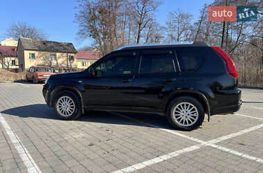 Позашляховик / Кросовер Nissan X-Trail 2011 в 