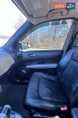 Позашляховик / Кросовер Nissan X-Trail 2011 в 