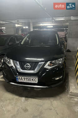 Внедорожник / Кроссовер Nissan X-Trail 2019 в 