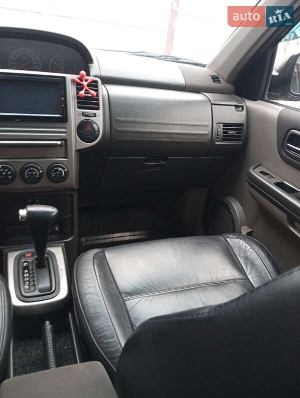 Позашляховик / Кросовер Nissan X-Trail 2003 в Макарові