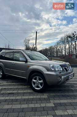 Внедорожник / Кроссовер Nissan X-Trail 2003 в Львове