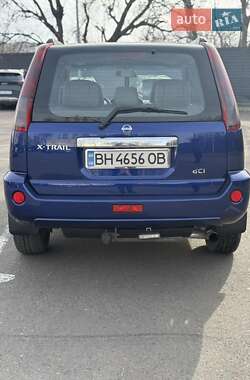Позашляховик / Кросовер Nissan X-Trail 2005 в 