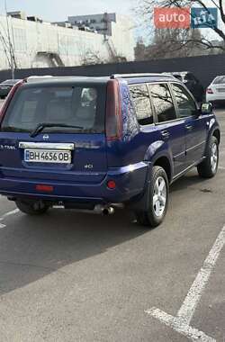 Позашляховик / Кросовер Nissan X-Trail 2005 в 