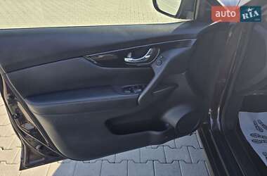 Внедорожник / Кроссовер Nissan X-Trail 2018 в 