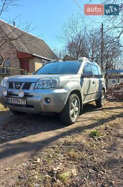 Позашляховик / Кросовер Nissan X-Trail 2004 в Києві