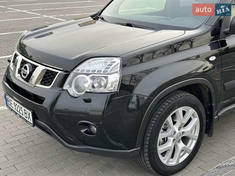Позашляховик / Кросовер Nissan X-Trail 2012 в Одесі
