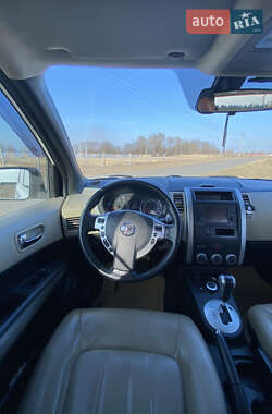 Позашляховик / Кросовер Nissan X-Trail 2012 в 