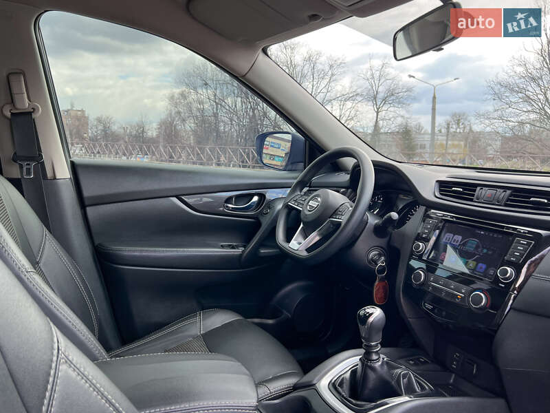 Позашляховик / Кросовер Nissan X-Trail 2018 в Харкові