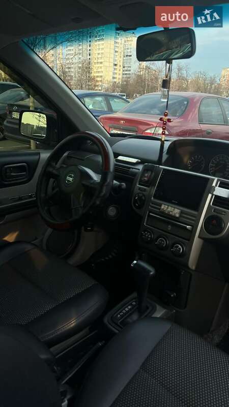 Внедорожник / Кроссовер Nissan X-Trail 2005 в Киеве