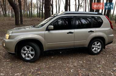 Внедорожник / Кроссовер Nissan X-Trail 2008 в 