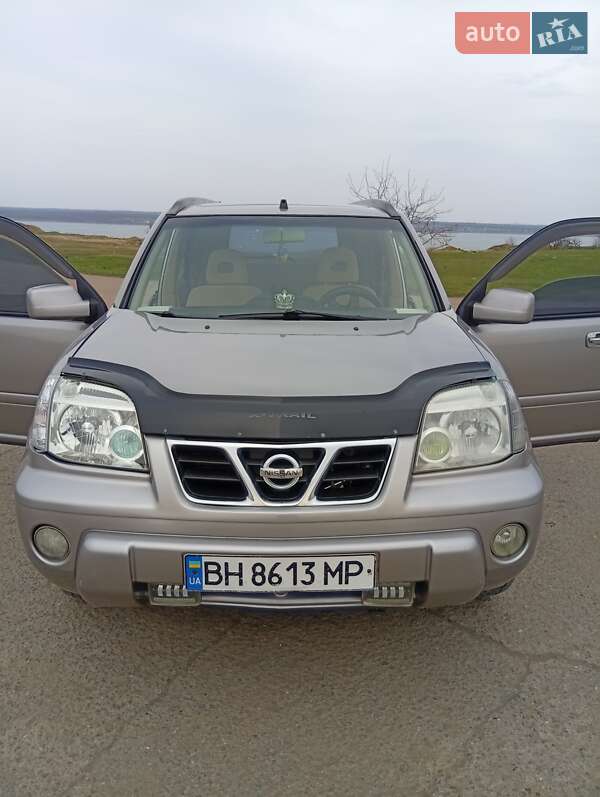 Nissan X-Trail 2003