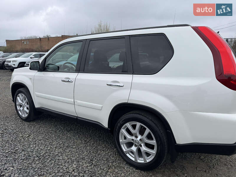 Внедорожник / Кроссовер Nissan X-Trail 2011 в Луцке