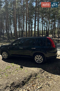 Внедорожник / Кроссовер Nissan X-Trail 2010 в 