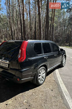 Внедорожник / Кроссовер Nissan X-Trail 2010 в 