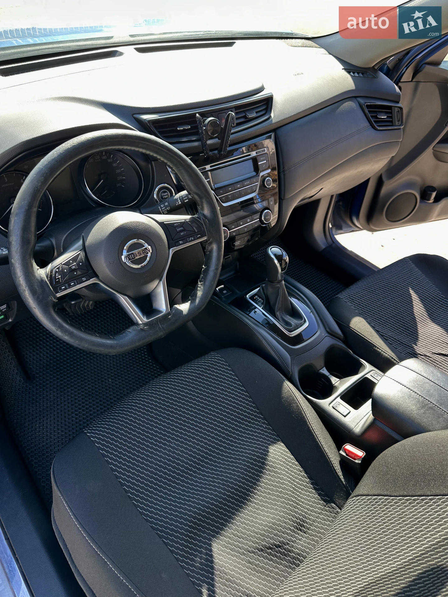 2017 Nissan X-Trail - мініатюра 16