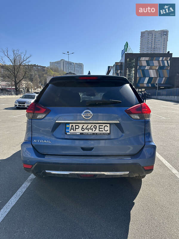 Позашляховик / Кросовер Nissan X-Trail 2017 в Києві
