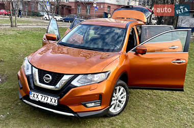 Внедорожник / Кроссовер Nissan X-Trail 2018 в Киеве