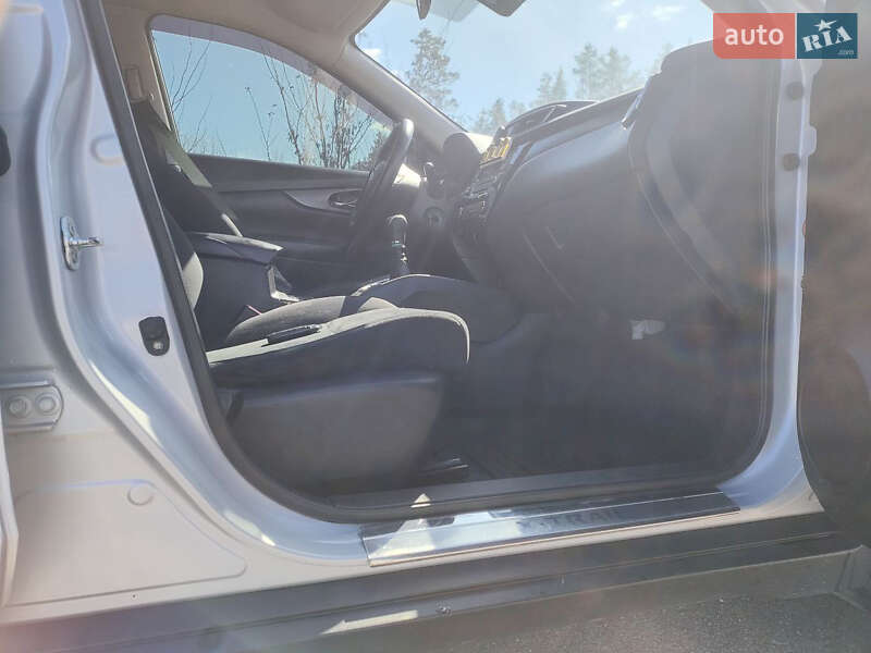 Внедорожник / Кроссовер Nissan X-Trail 2014 в Житомире