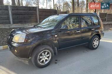Позашляховик / Кросовер Nissan X-Trail 2006 в 