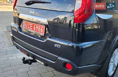 Позашляховик / Кросовер Nissan X-Trail 2012 в 