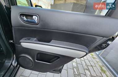 Позашляховик / Кросовер Nissan X-Trail 2012 в 