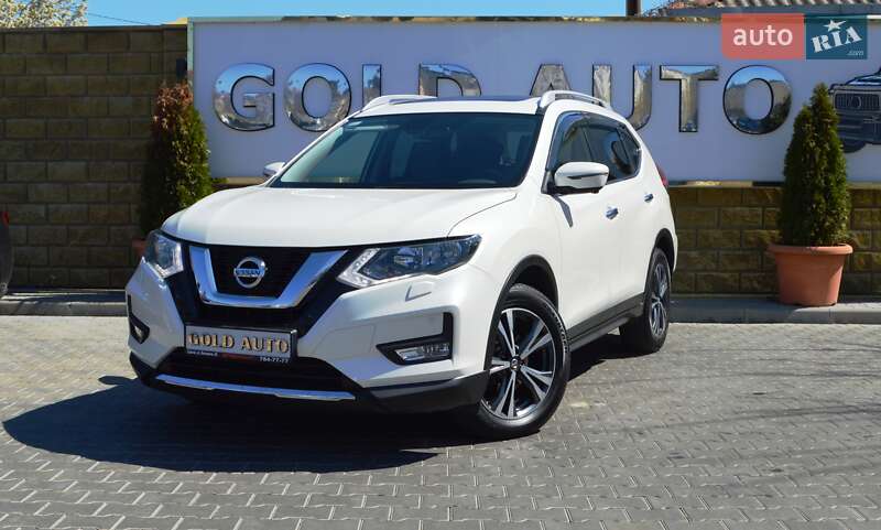 Внедорожник / Кроссовер Nissan X-Trail 2017 в Одессе