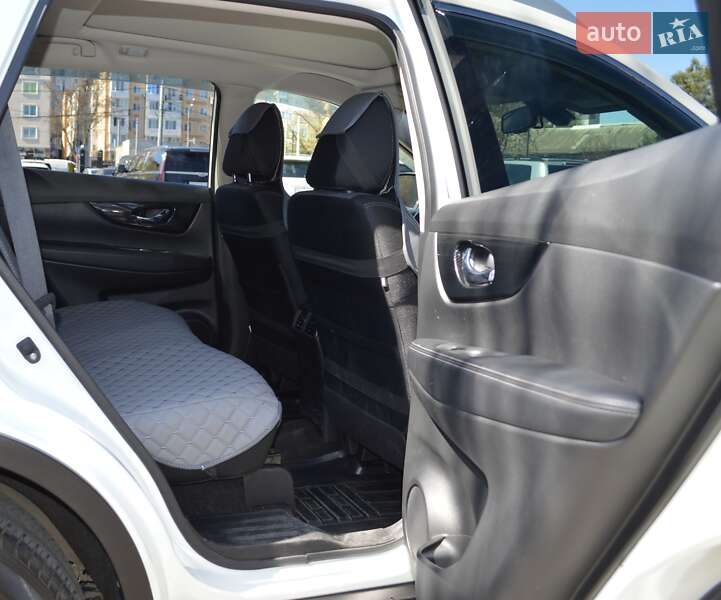 Внедорожник / Кроссовер Nissan X-Trail 2017 в Одессе