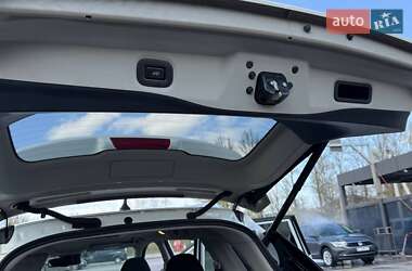 Внедорожник / Кроссовер Nissan X-Trail 2016 в 