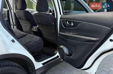 Внедорожник / Кроссовер Nissan X-Trail 2016 в 