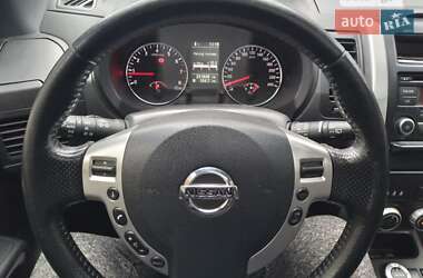 Внедорожник / Кроссовер Nissan X-Trail 2014 в 