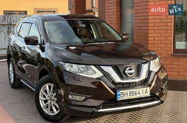 Позашляховик / Кросовер Nissan X-Trail 2018 в 