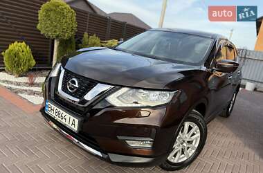 Позашляховик / Кросовер Nissan X-Trail 2018 в 