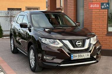Позашляховик / Кросовер Nissan X-Trail 2018 в 