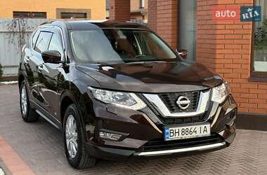Позашляховик / Кросовер Nissan X-Trail 2018 в 