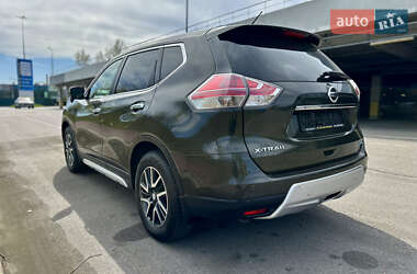Внедорожник / Кроссовер Nissan X-Trail 2014 в 