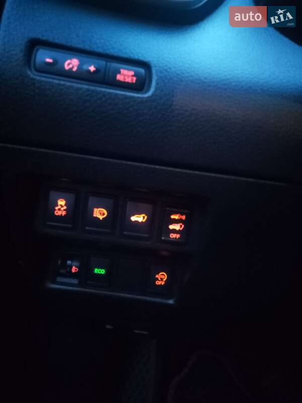 Позашляховик / Кросовер Nissan X-Trail 2016 в Борисполі