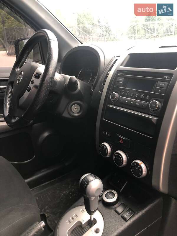 Позашляховик / Кросовер Nissan X-Trail 2012 в Тернополі