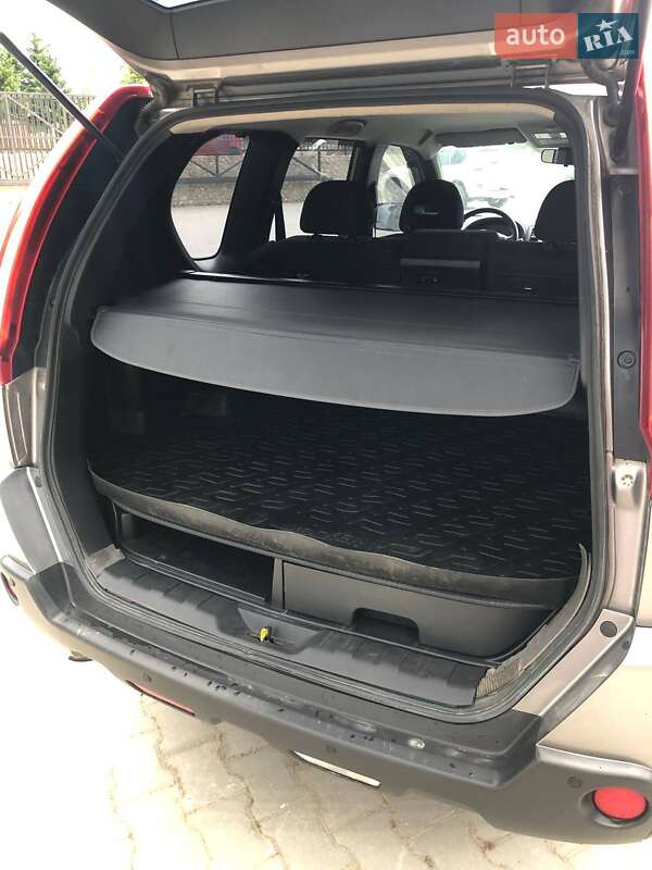 Позашляховик / Кросовер Nissan X-Trail 2012 в Тернополі