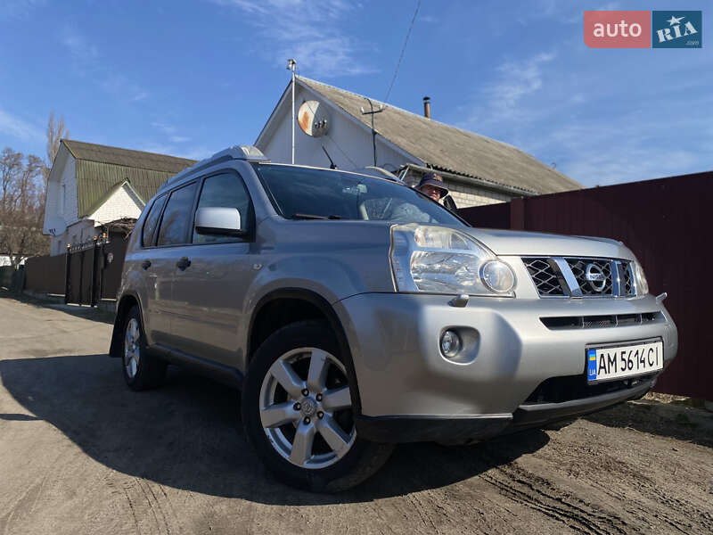 Позашляховик / Кросовер Nissan X-Trail 2008 в Малині