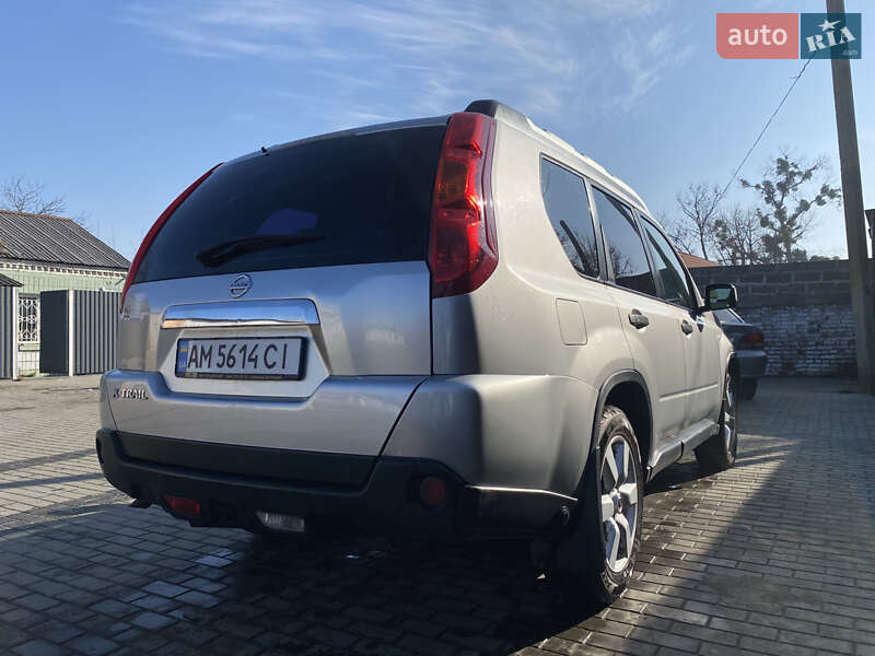Позашляховик / Кросовер Nissan X-Trail 2008 в Малині