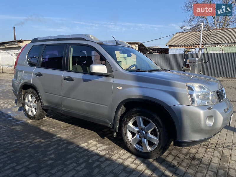 Позашляховик / Кросовер Nissan X-Trail 2008 в Малині